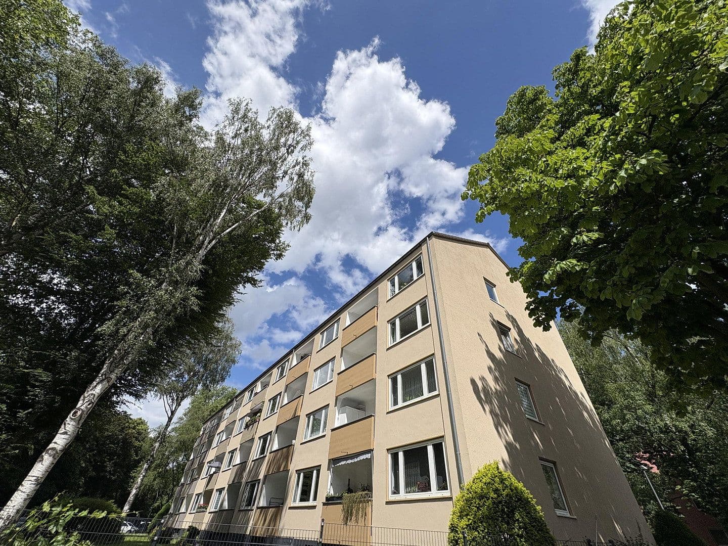 Predaj bytu 2-izbový 54 m², Daimlerstraße 3, Köln, Severné Porýnie - Westfálsko Predaj bytu 2-izbový 54 m², Daimlerstraße 3, Köln, Severné Porýnie - Westfálsko