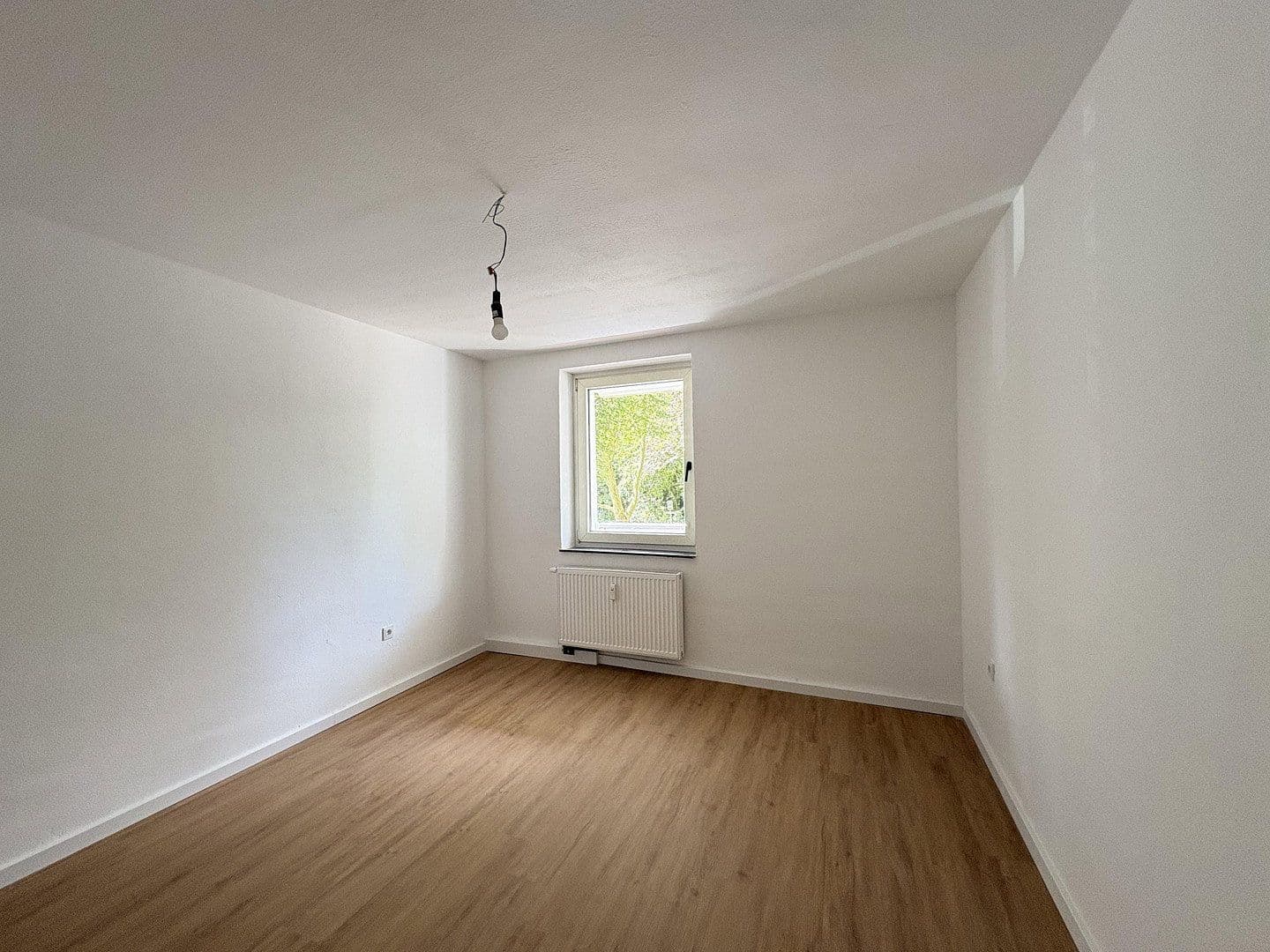 Predaj bytu 2-izbový 54 m², Daimlerstraße 3, Köln, Severné Porýnie - Westfálsko Predaj bytu 2-izbový 54 m², Daimlerstraße 3, Köln, Severné Porýnie - Westfálsko