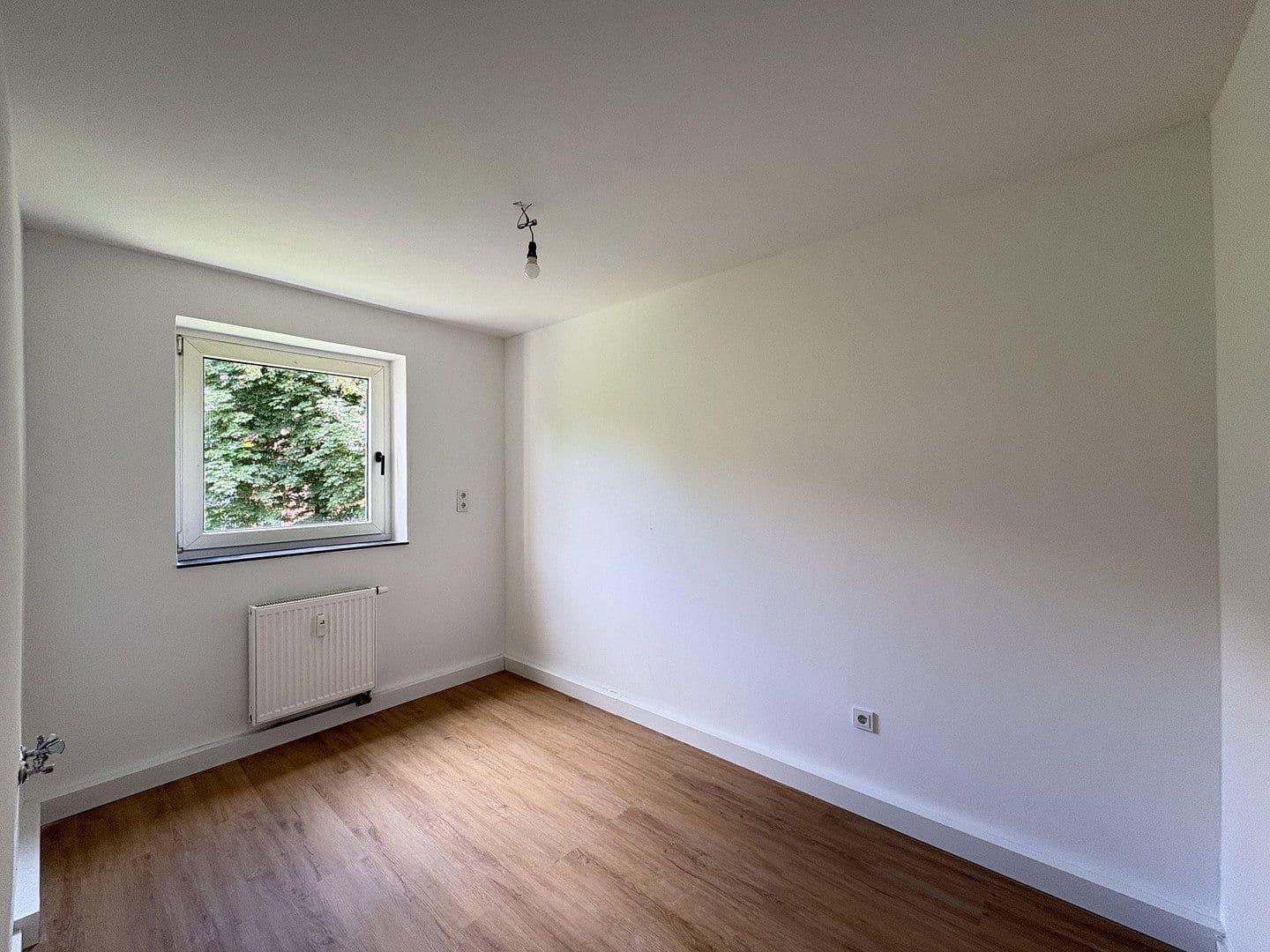 Predaj bytu 2-izbový 54 m², Daimlerstraße 3, Köln, Severné Porýnie - Westfálsko Predaj bytu 2-izbový 54 m², Daimlerstraße 3, Köln, Severné Porýnie - Westfálsko