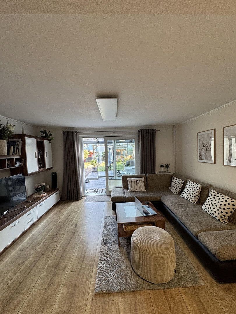 Predaj domu 83 m², pozemek 179 m², Siemser Landstraße 59 c, Lübeck, Šlezvicko-Holštajnsko Predaj domu 83 m², pozemek 179 m², Siemser Landstraße 59 c, Lübeck, Šlezvicko-Holštajnsko