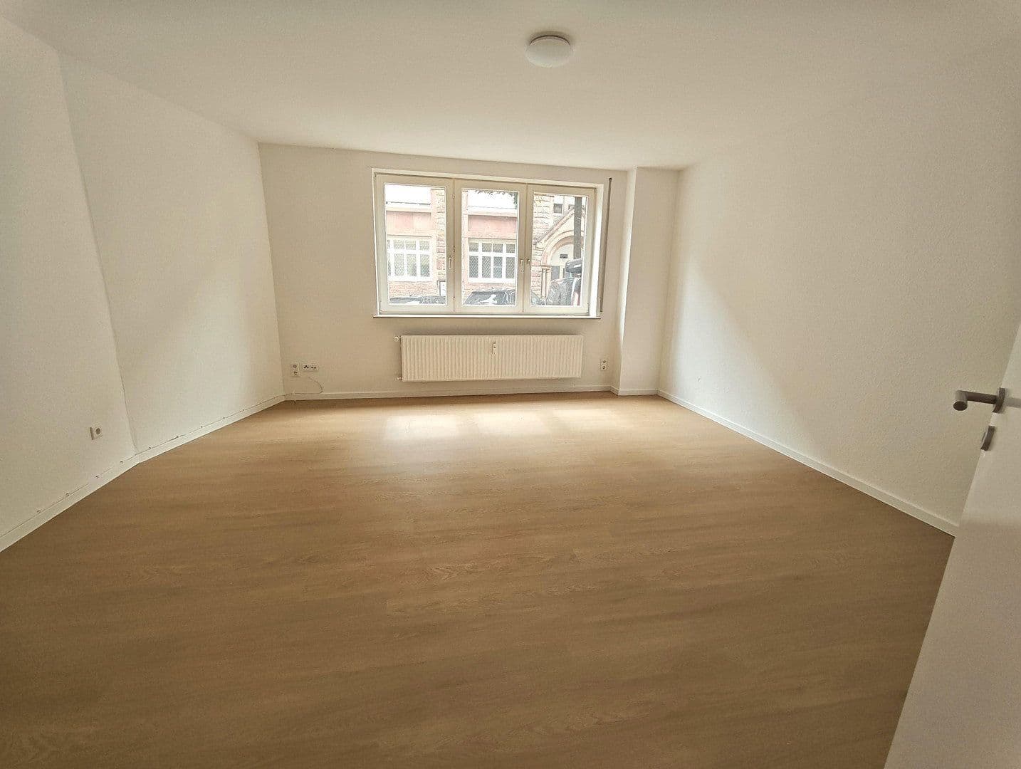 Prenájom bytu 3-izbový 84 m², Augartenstraße 17, Mannheim, Bádensko-Wurttembersko Prenájom bytu 3-izbový 84 m², Augartenstraße 17, Mannheim, Bádensko-Wurttembersko