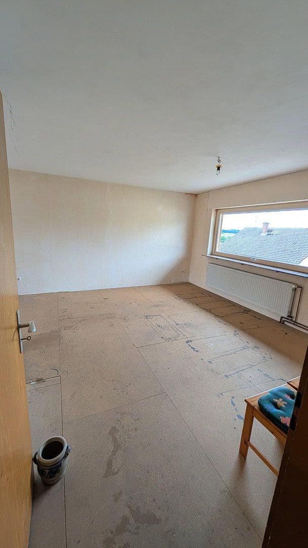 Predaj domu 160 m², pozemek 1.492 m², Lützelbach, Hesensko Predaj domu 160 m², pozemek 1.492 m², Lützelbach, Hesensko