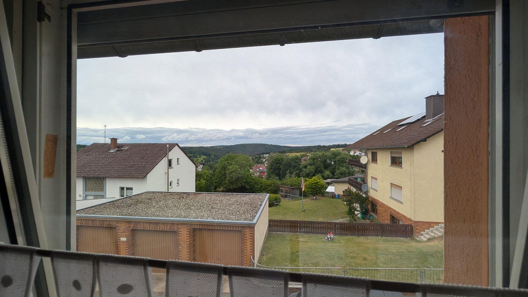 Predaj domu 160 m², pozemek 1.492 m², Lützelbach, Hesensko Predaj domu 160 m², pozemek 1.492 m², Lützelbach, Hesensko