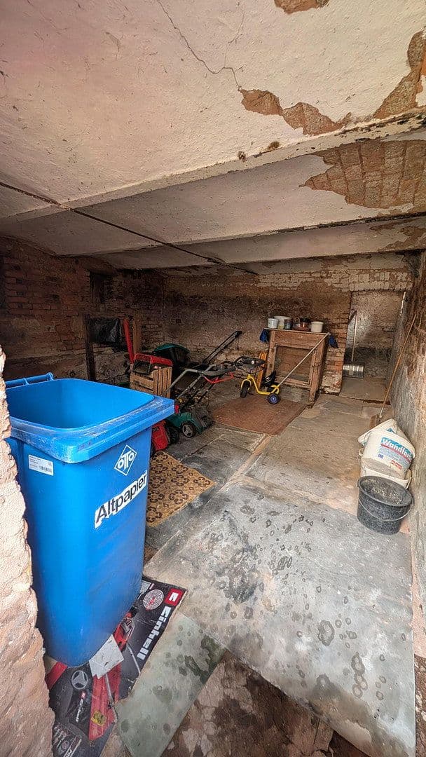 Predaj domu 160 m², pozemek 1.492 m², Lützelbach, Hesensko Predaj domu 160 m², pozemek 1.492 m², Lützelbach, Hesensko