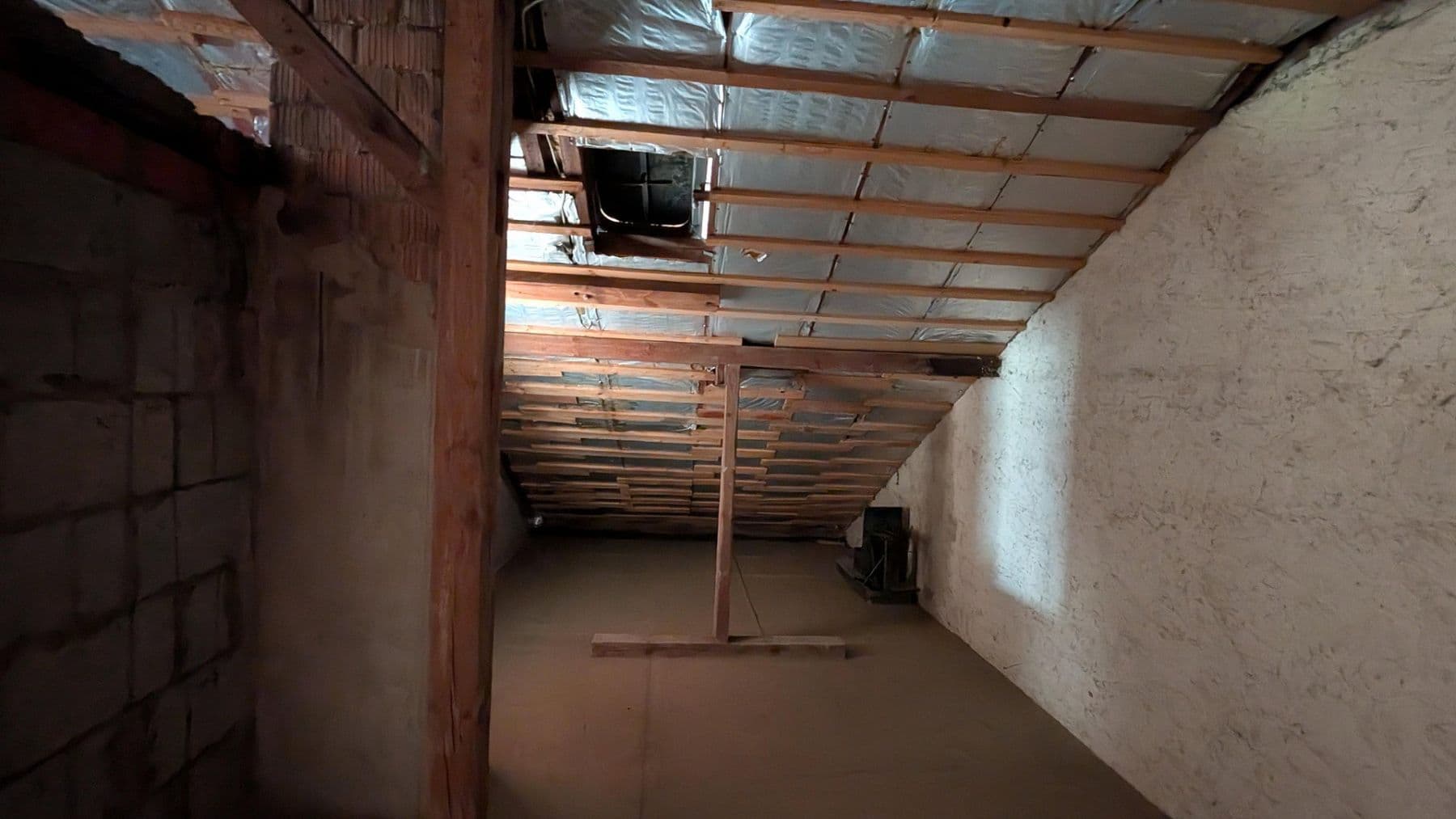 Predaj domu 160 m², pozemek 1.492 m², Lützelbach, Hesensko Predaj domu 160 m², pozemek 1.492 m², Lützelbach, Hesensko