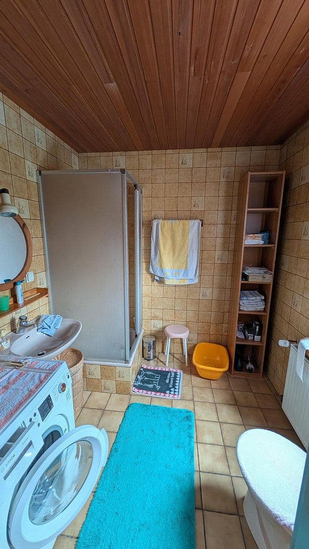 Predaj domu 160 m², pozemek 1.492 m², Lützelbach, Hesensko Predaj domu 160 m², pozemek 1.492 m², Lützelbach, Hesensko