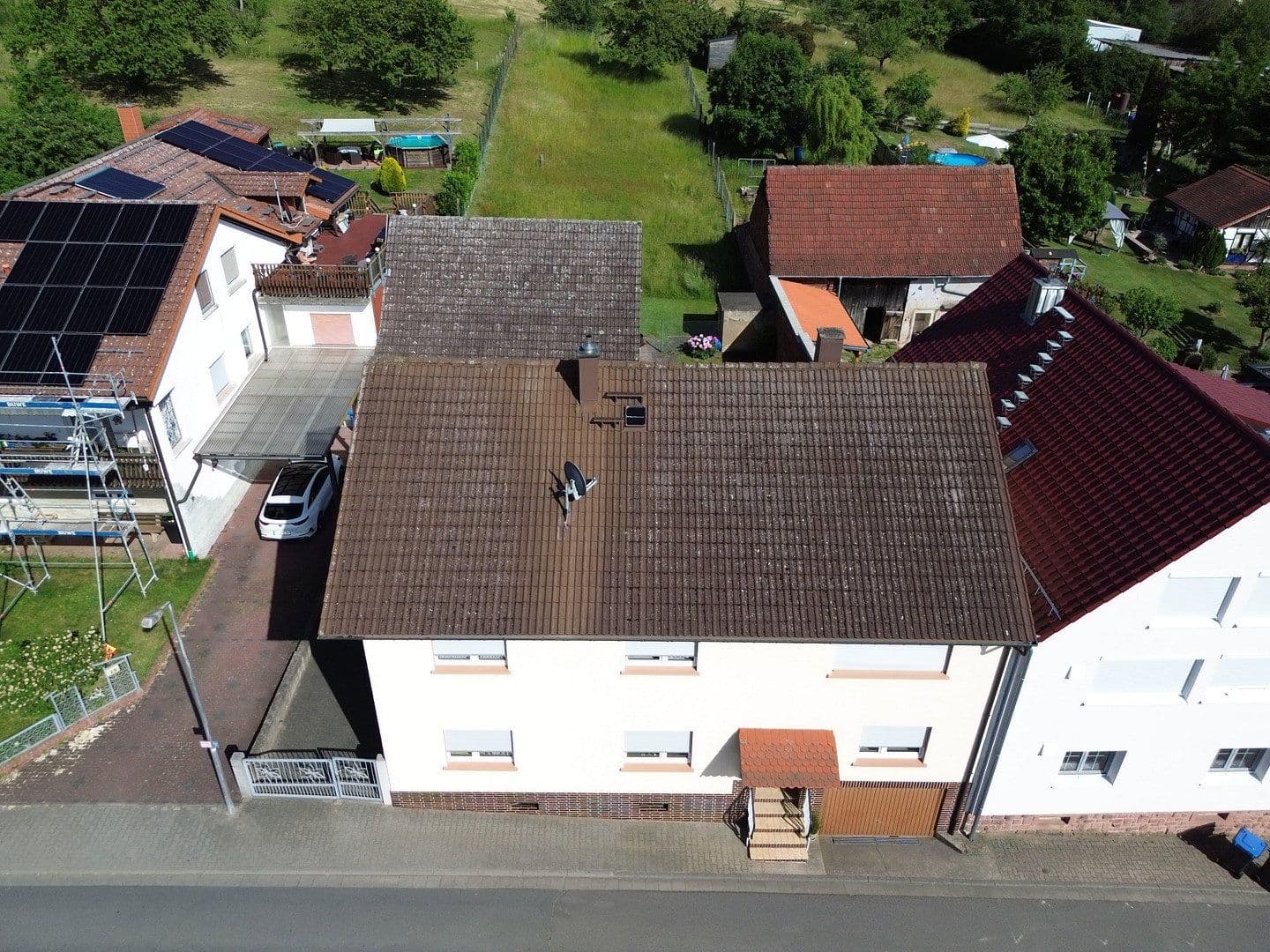 Predaj domu 160 m², pozemek 1.492 m², Lützelbach, Hesensko Predaj domu 160 m², pozemek 1.492 m², Lützelbach, Hesensko