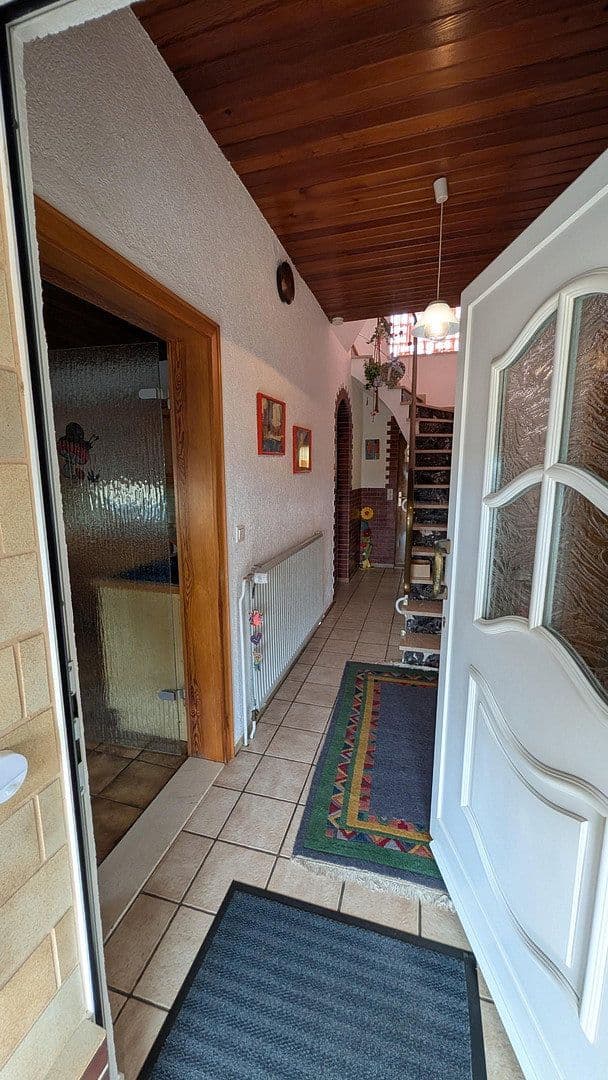 Predaj domu 160 m², pozemek 1.492 m², Lützelbach, Hesensko Predaj domu 160 m², pozemek 1.492 m², Lützelbach, Hesensko