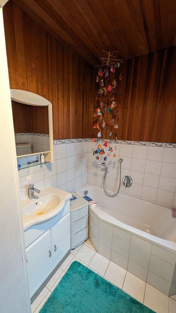 Predaj domu 160 m², pozemek 1.492 m², Lützelbach, Hesensko Predaj domu 160 m², pozemek 1.492 m², Lützelbach, Hesensko