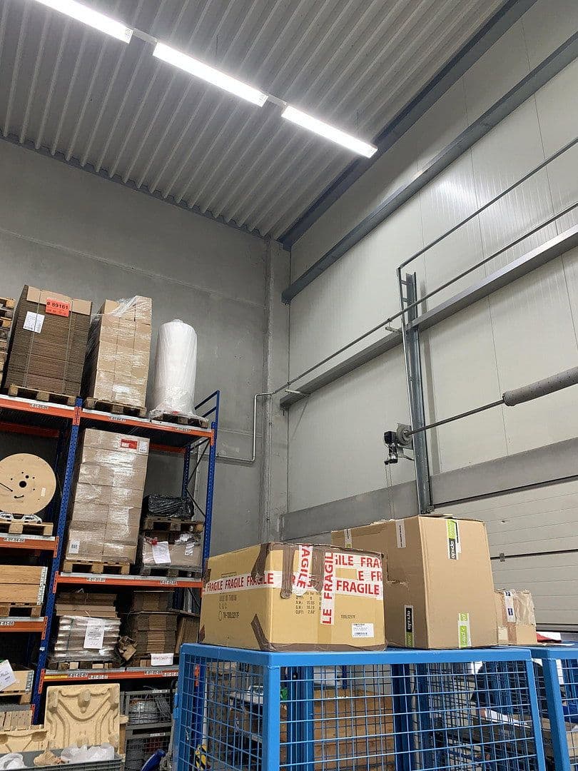 Prenájom nebytového priestoru 1.300 m², Hamburg, Hamburg Prenájom nebytového priestoru 1.300 m², Hamburg, Hamburg