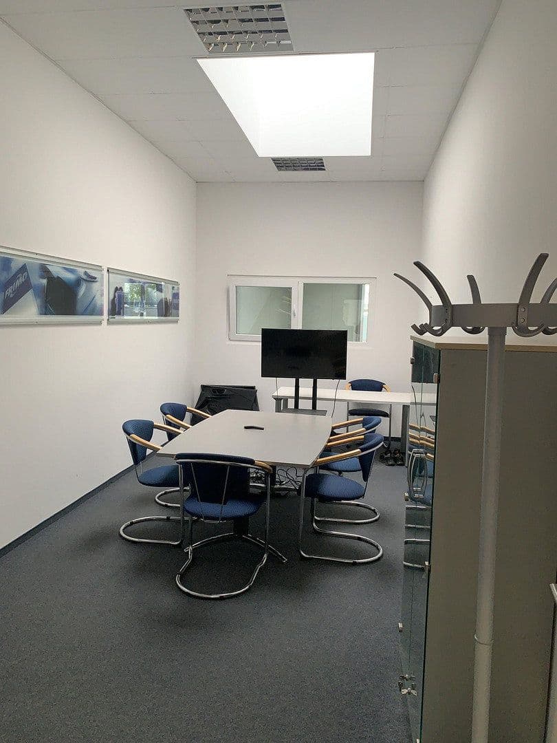 Prenájom nebytového priestoru 1.300 m², Hamburg, Hamburg Prenájom nebytového priestoru 1.300 m², Hamburg, Hamburg