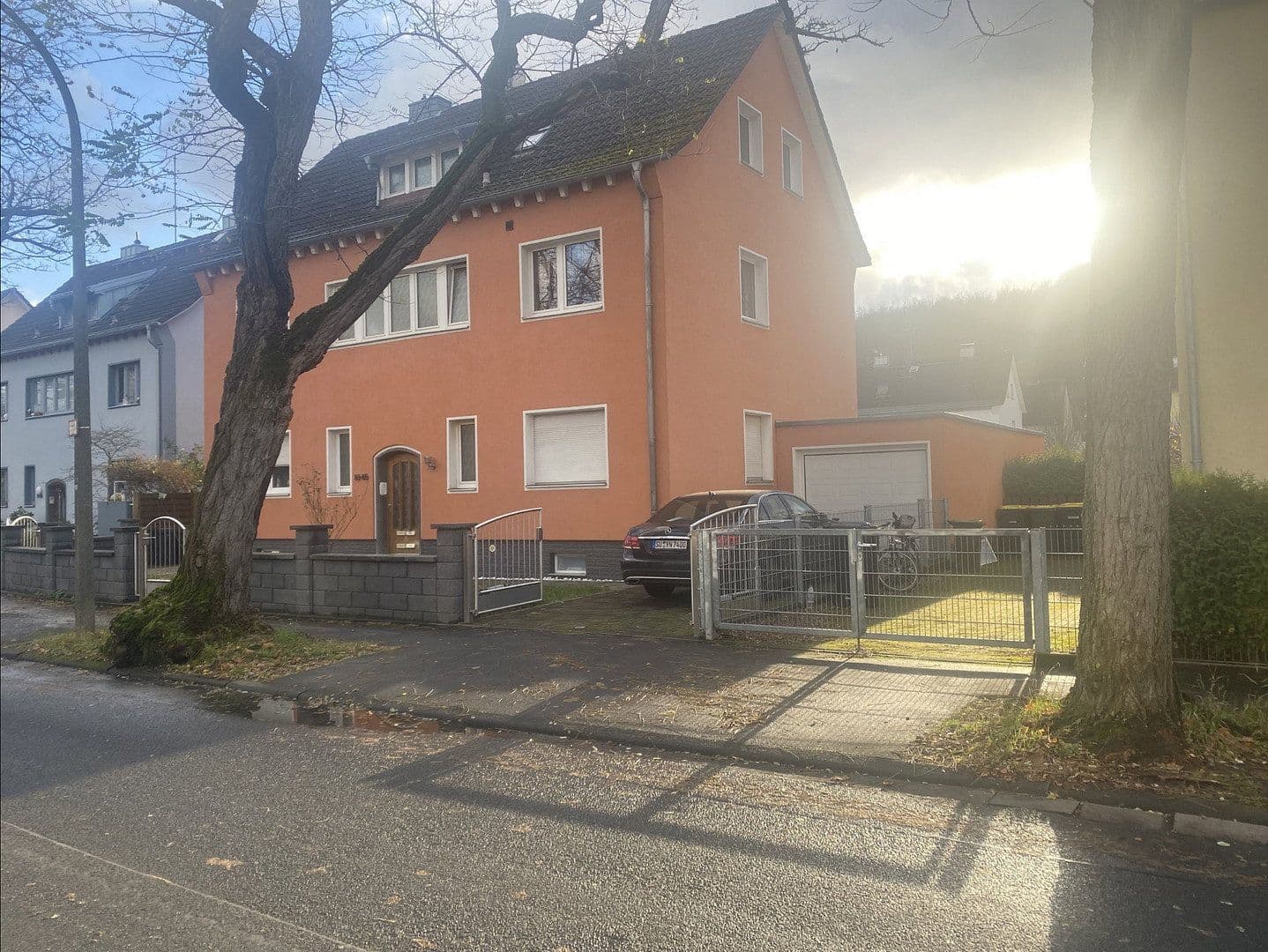 Predaj domu 209 m², pozemek 657 m², Truchseßstraße 83, Bonn, Severné Porýnie - Westfálsko Predaj domu 209 m², pozemek 657 m², Truchseßstraße 83, Bonn, Severné Porýnie - Westfálsko