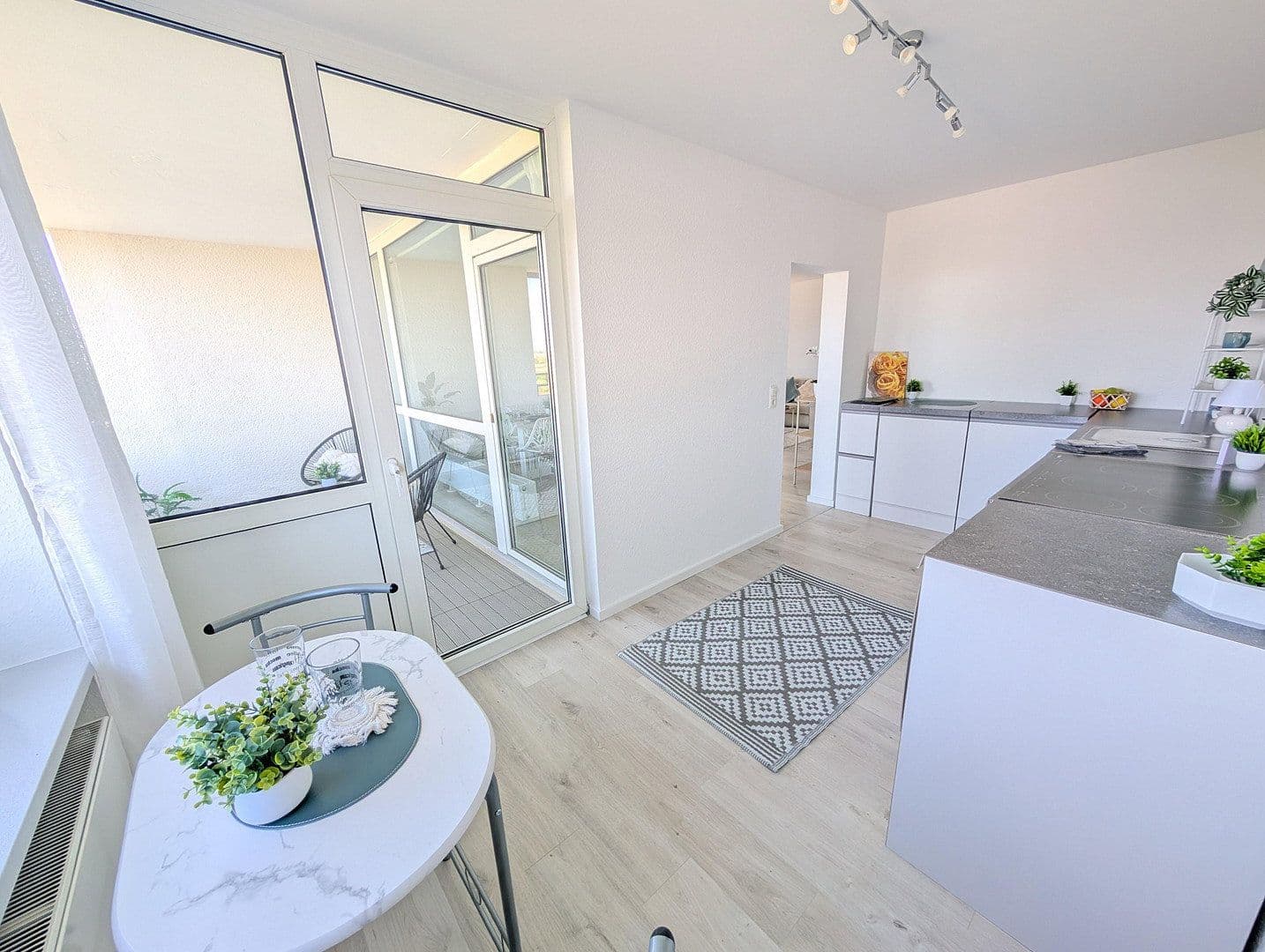 Predaj bytu 3-izbový 80 m², Karlsbader Straße 7, Ludwigshafen am Rhein, Porýnie-Falcko Predaj bytu 3-izbový 80 m², Karlsbader Straße 7, Ludwigshafen am Rhein, Porýnie-Falcko