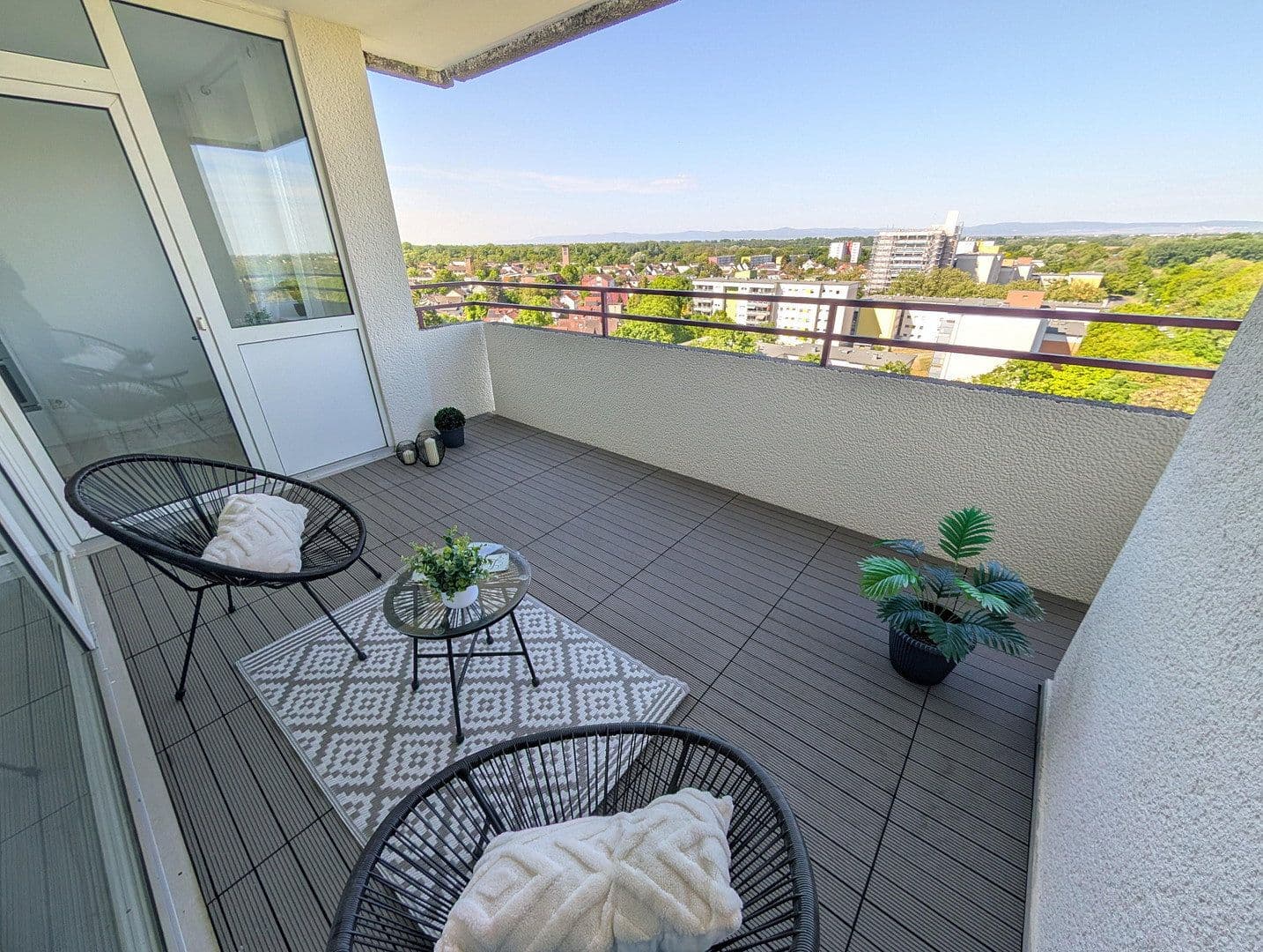 Predaj bytu 3-izbový 80 m², Karlsbader Straße 7, Ludwigshafen am Rhein, Porýnie-Falcko Predaj bytu 3-izbový 80 m², Karlsbader Straße 7, Ludwigshafen am Rhein, Porýnie-Falcko