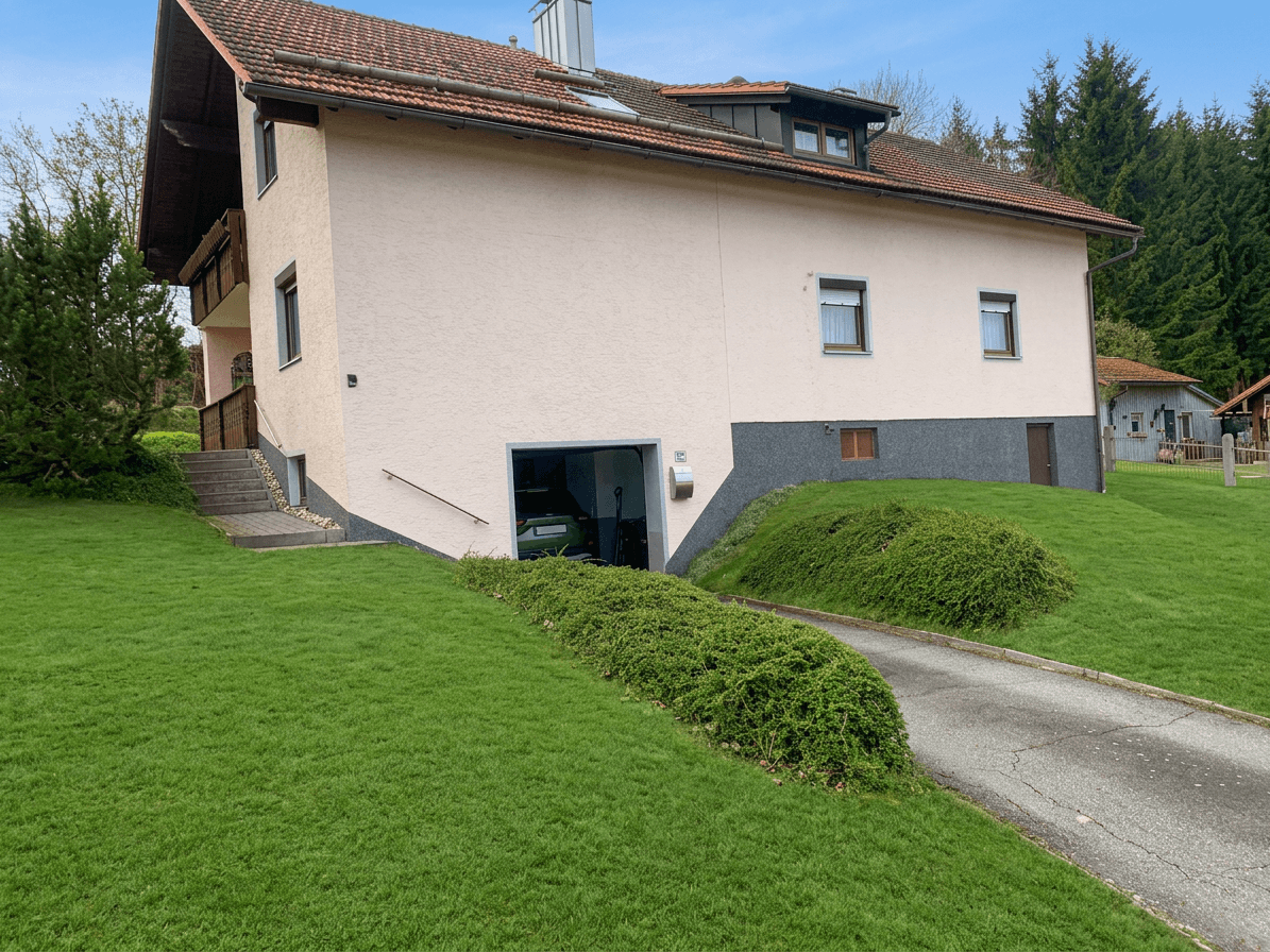Predaj domu 200 m², pozemek 1.050 m², Hohenau, Bavorsko Predaj domu 200 m², pozemek 1.050 m², Hohenau, Bavorsko
