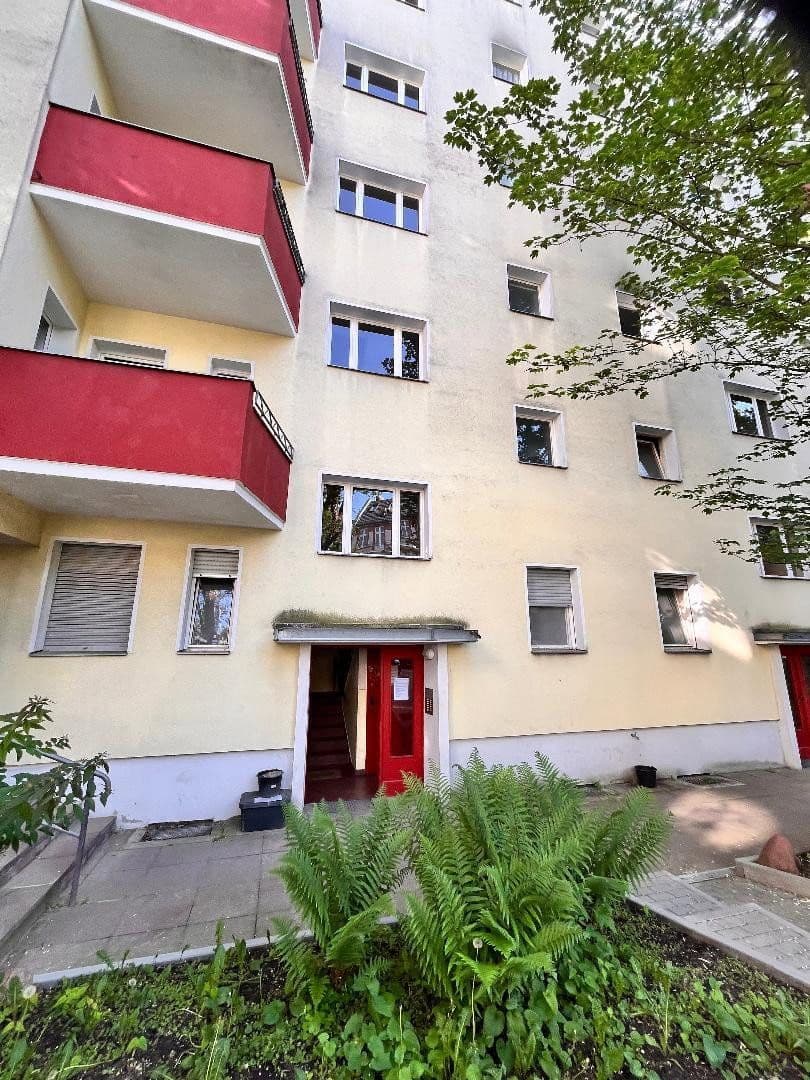Predaj bytu 2-izbový 44 m², Berlin Friedenau, Berlín Predaj bytu 2-izbový 44 m², Berlin Friedenau, Berlín