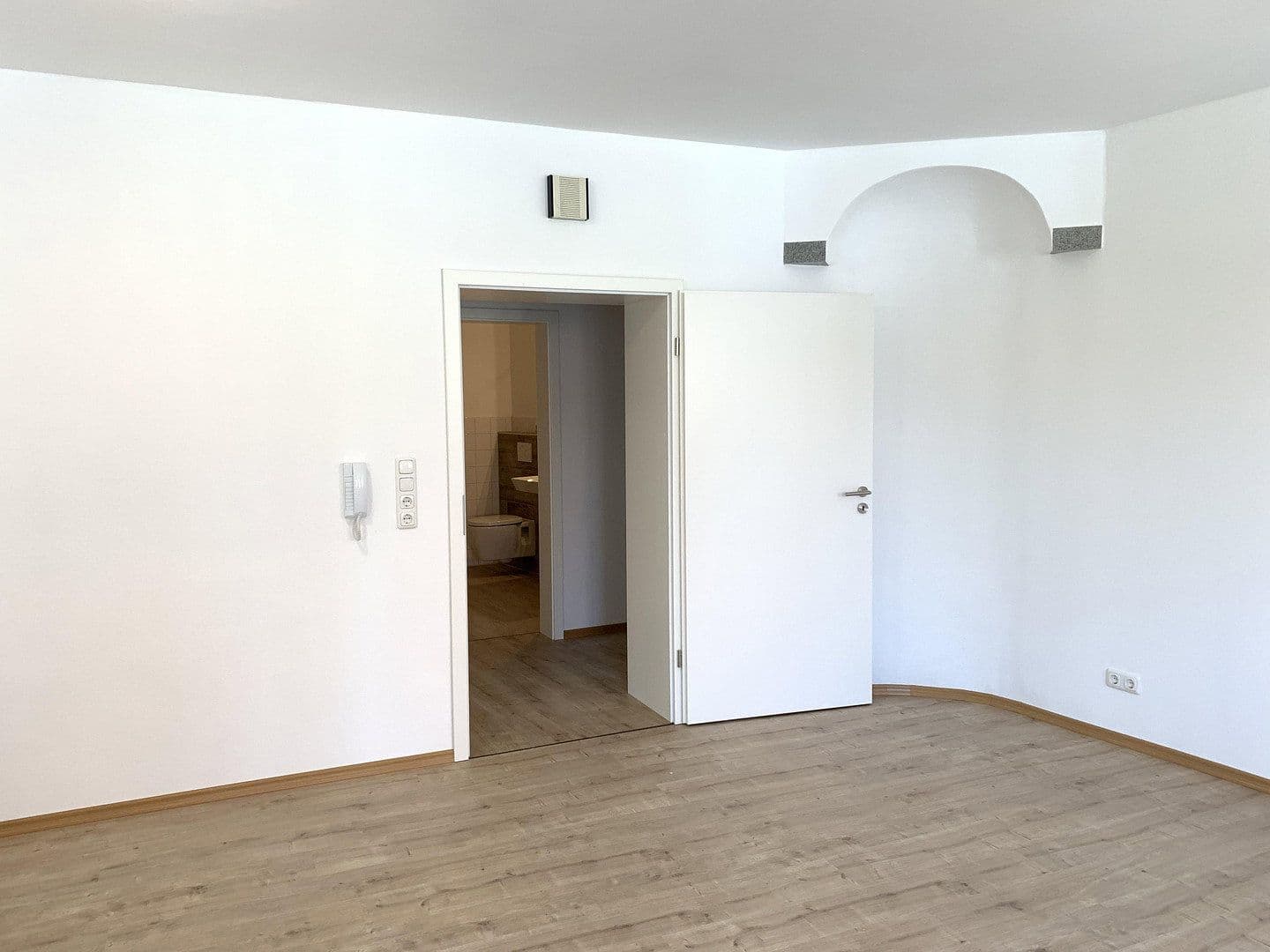 Prenájom bytu 3-izbový 84 m², Fürstenstraße 8, Straubung, Bavorsko Prenájom bytu 3-izbový 84 m², Fürstenstraße 8, Straubung, Bavorsko