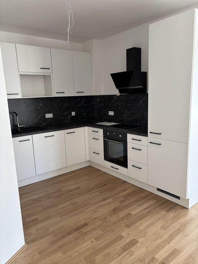 Prenájom bytu 3-izbový 76 m², Eschollbrücker Straße 6, Darmstadt, Hesensko Prenájom bytu 3-izbový 76 m², Eschollbrücker Straße 6, Darmstadt, Hesensko