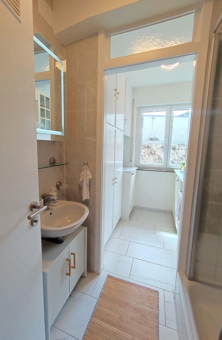 Prenájom bytu 2-izbový 37 m², Moserstraße 15, Stuttgart, Bádensko-Wurttembersko Prenájom bytu 2-izbový 37 m², Moserstraße 15, Stuttgart, Bádensko-Wurttembersko