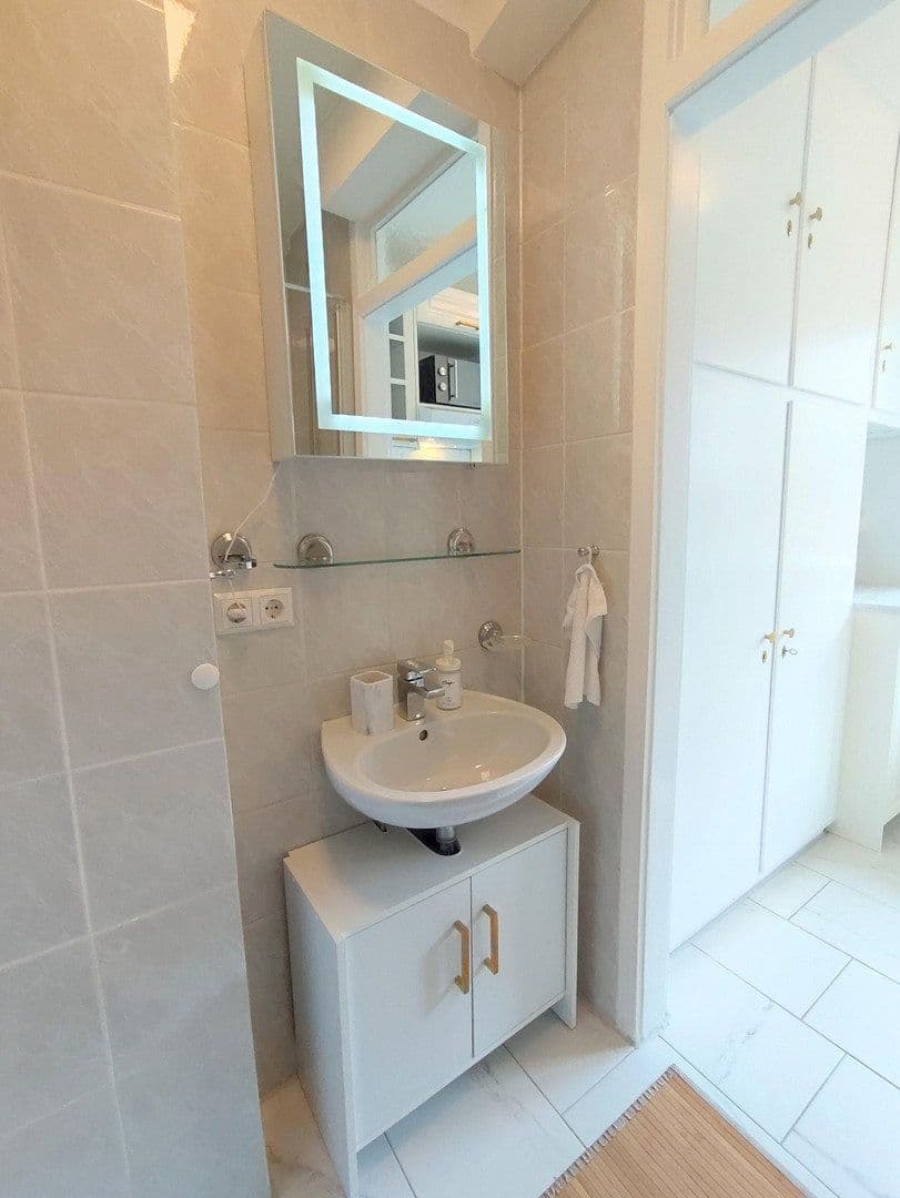 Prenájom bytu 2-izbový 37 m², Moserstraße 15, Stuttgart, Bádensko-Wurttembersko Prenájom bytu 2-izbový 37 m², Moserstraße 15, Stuttgart, Bádensko-Wurttembersko