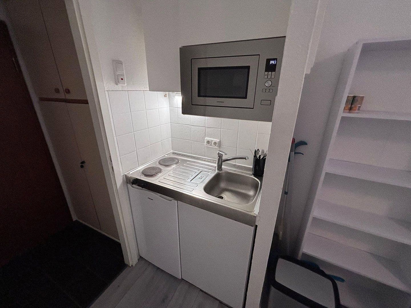 Prenájom bytu 1-izbový 18 m², Turmstr. 16, Aachen, Severné Porýnie - Westfálsko Prenájom bytu 1-izbový 18 m², Turmstr. 16, Aachen, Severné Porýnie - Westfálsko