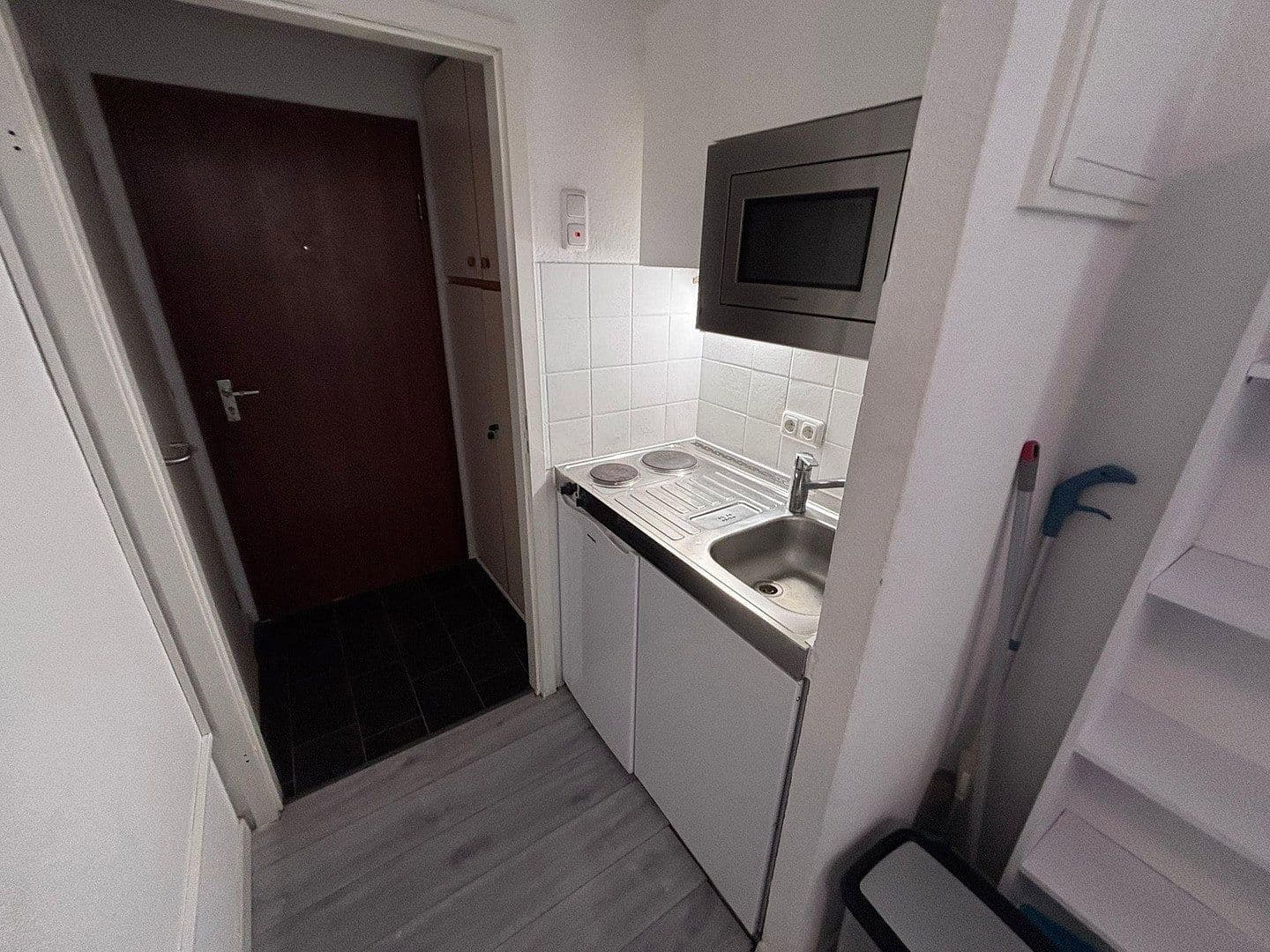 Prenájom bytu 1-izbový 18 m², Turmstr. 16, Aachen, Severné Porýnie - Westfálsko Prenájom bytu 1-izbový 18 m², Turmstr. 16, Aachen, Severné Porýnie - Westfálsko