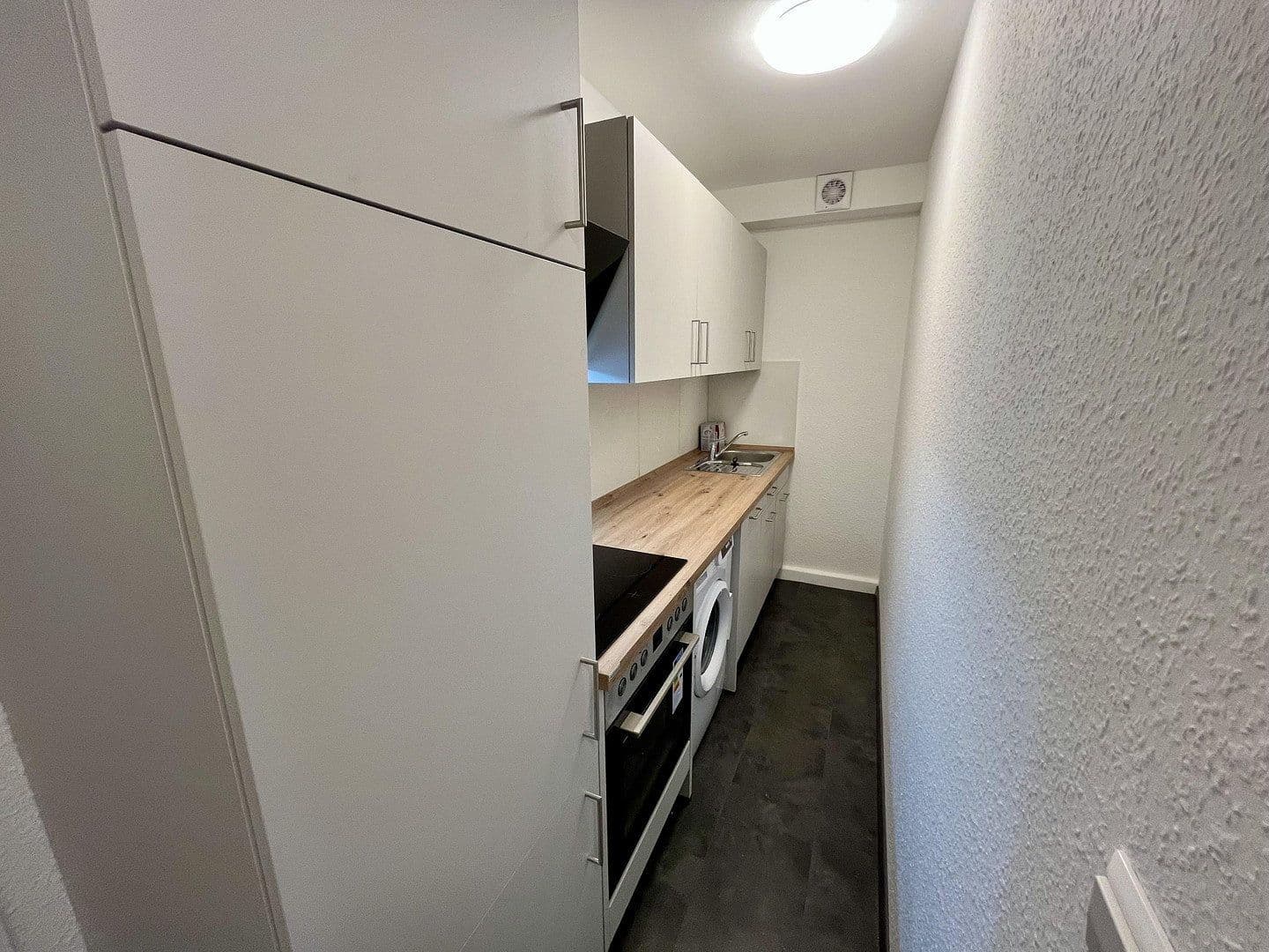 Prenájom bytu 10 m², Victor-Gollancz-Straße 10, Karlsruhe, Bádensko-Wurttembersko Prenájom bytu 10 m², Victor-Gollancz-Straße 10, Karlsruhe, Bádensko-Wurttembersko