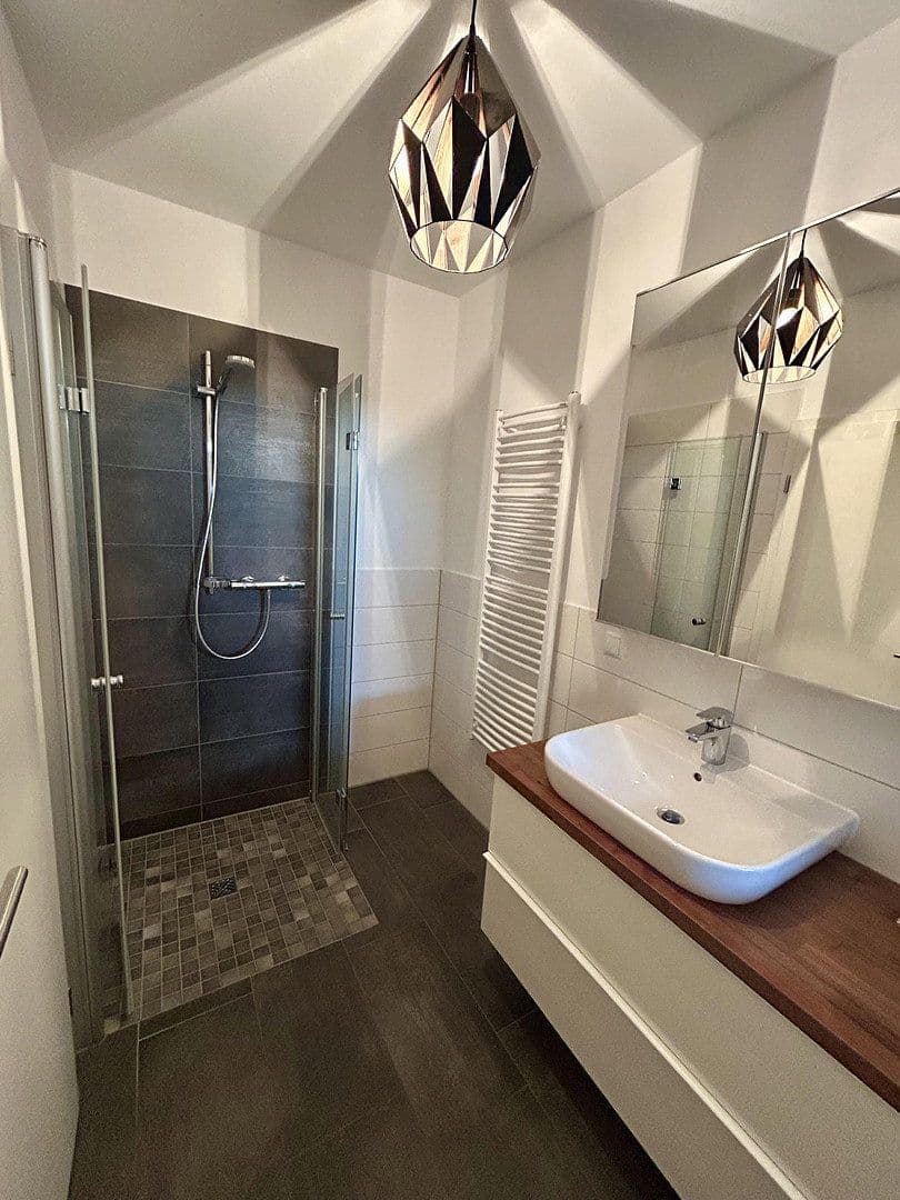 Predaj domu 150 m², pozemek 399 m², Kirchentellinsfurt, Bádensko-Wurttembersko Predaj domu 150 m², pozemek 399 m², Kirchentellinsfurt, Bádensko-Wurttembersko