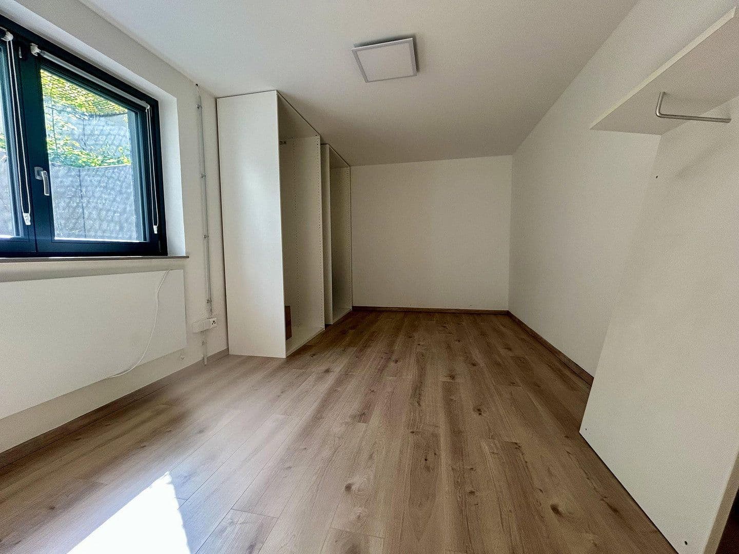 Predaj domu 150 m², pozemek 399 m², Kirchentellinsfurt, Bádensko-Wurttembersko Predaj domu 150 m², pozemek 399 m², Kirchentellinsfurt, Bádensko-Wurttembersko