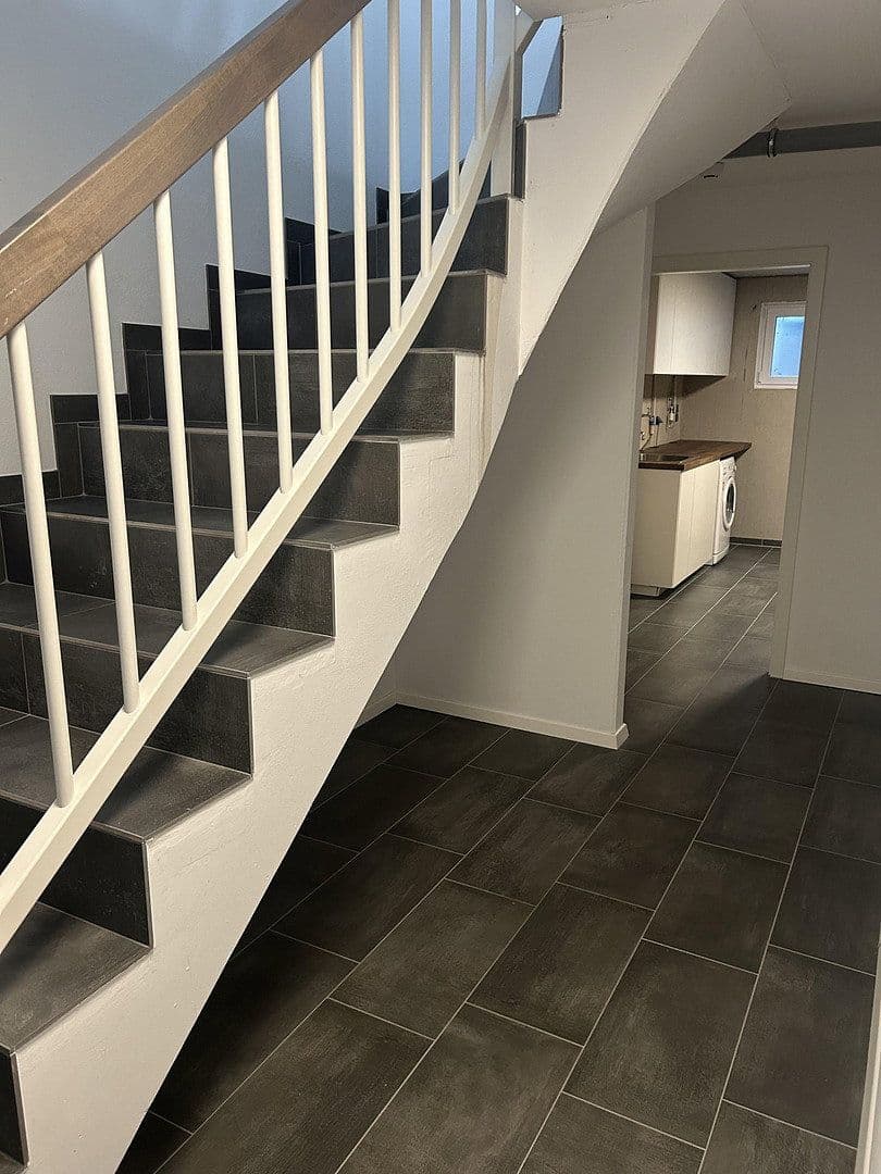 Predaj domu 150 m², pozemek 399 m², Kirchentellinsfurt, Bádensko-Wurttembersko Predaj domu 150 m², pozemek 399 m², Kirchentellinsfurt, Bádensko-Wurttembersko
