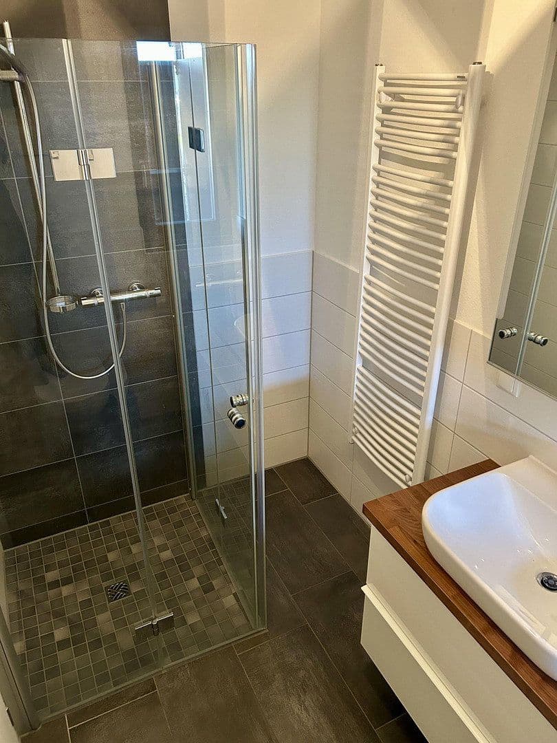 Predaj domu 150 m², pozemek 399 m², Kirchentellinsfurt, Bádensko-Wurttembersko Predaj domu 150 m², pozemek 399 m², Kirchentellinsfurt, Bádensko-Wurttembersko