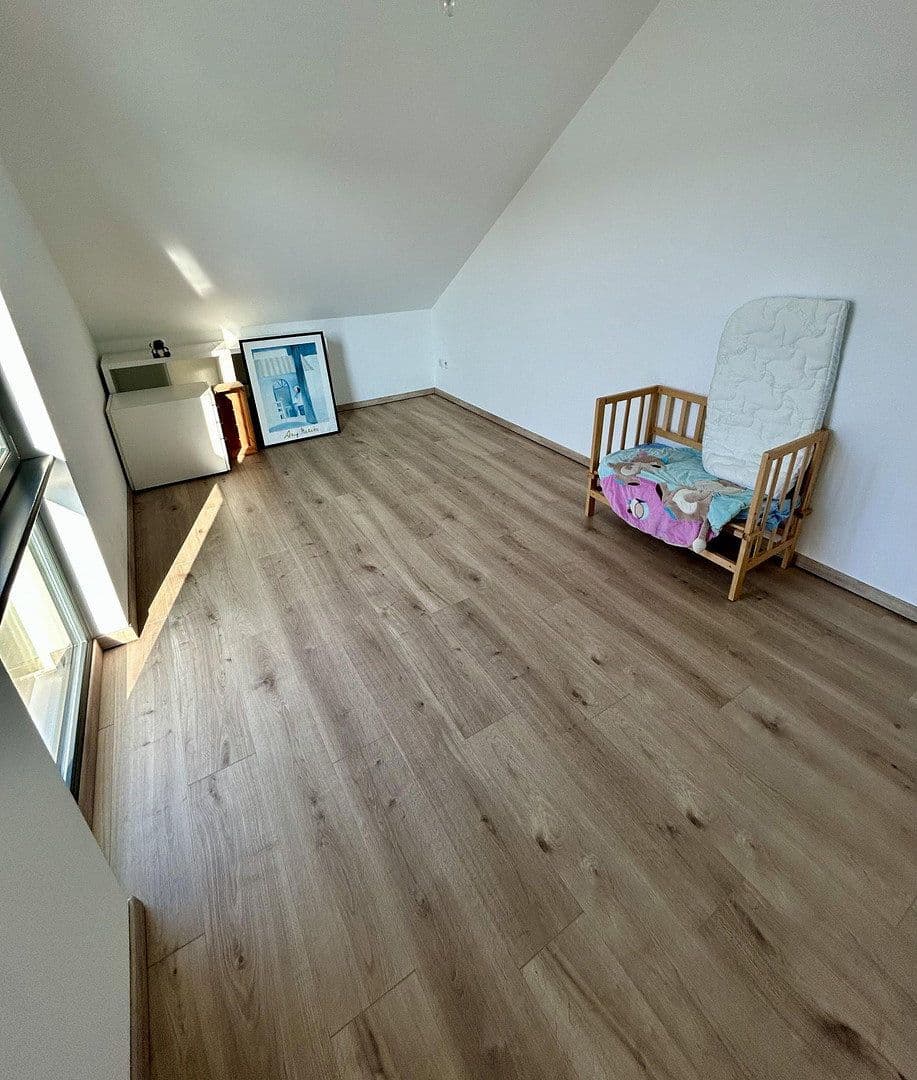 Predaj domu 150 m², pozemek 399 m², Kirchentellinsfurt, Bádensko-Wurttembersko Predaj domu 150 m², pozemek 399 m², Kirchentellinsfurt, Bádensko-Wurttembersko