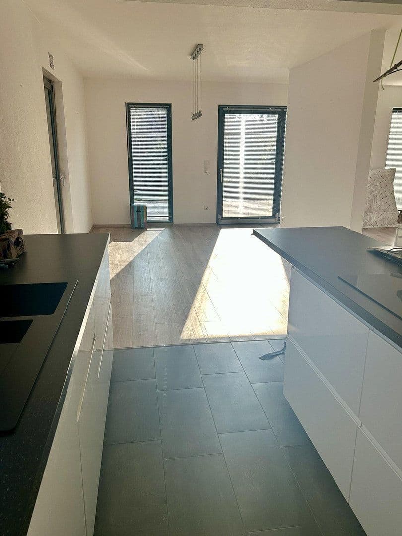 Predaj domu 150 m², pozemek 399 m², Kirchentellinsfurt, Bádensko-Wurttembersko Predaj domu 150 m², pozemek 399 m², Kirchentellinsfurt, Bádensko-Wurttembersko