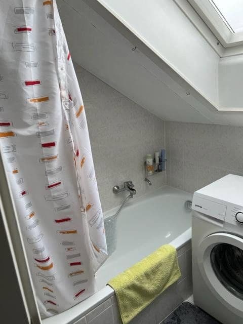 Prenájom bytu 2-izbový 59 m², Kriegerstrasse 3 a, Germering, Bavorsko Prenájom bytu 2-izbový 59 m², Kriegerstrasse 3 a, Germering, Bavorsko