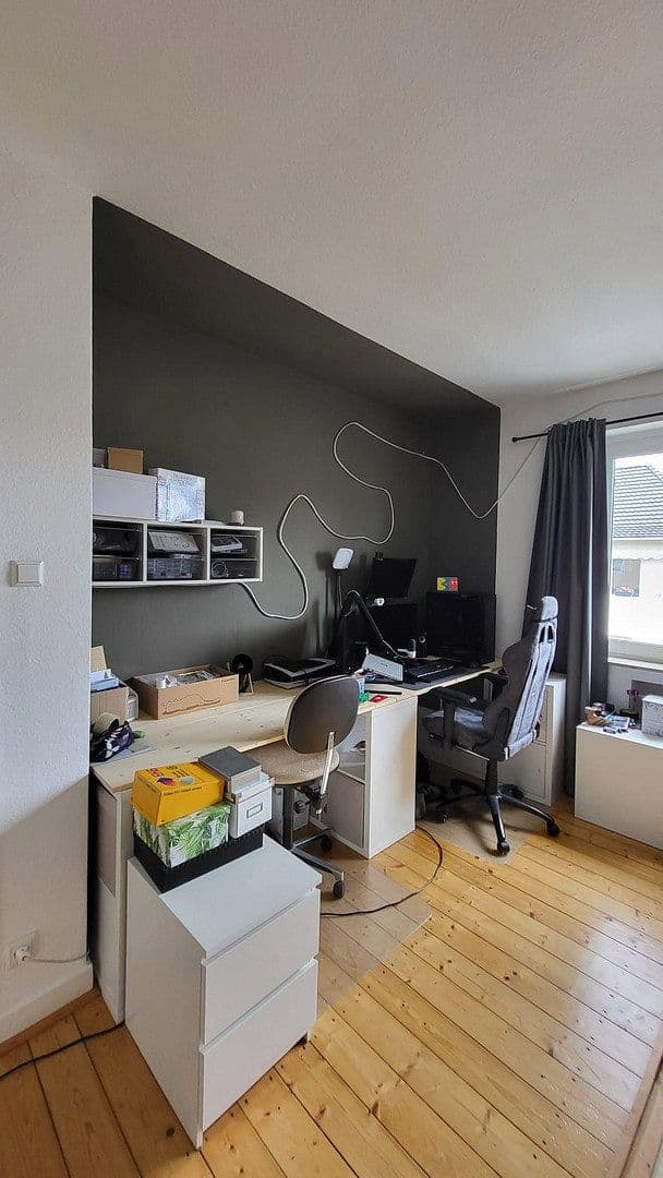 Prenájom bytu 4-izbový 100 m², Schatenstr. 14, Bielefeld, Severné Porýnie - Westfálsko Prenájom bytu 4-izbový 100 m², Schatenstr. 14, Bielefeld, Severné Porýnie - Westfálsko