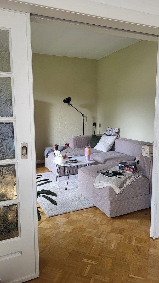 Prenájom bytu 4-izbový 100 m², Schatenstr. 14, Bielefeld, Severné Porýnie - Westfálsko Prenájom bytu 4-izbový 100 m², Schatenstr. 14, Bielefeld, Severné Porýnie - Westfálsko