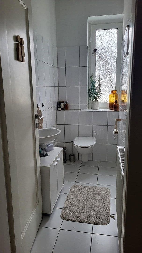 Prenájom bytu 4-izbový 100 m², Schatenstr. 14, Bielefeld, Severné Porýnie - Westfálsko Prenájom bytu 4-izbový 100 m², Schatenstr. 14, Bielefeld, Severné Porýnie - Westfálsko