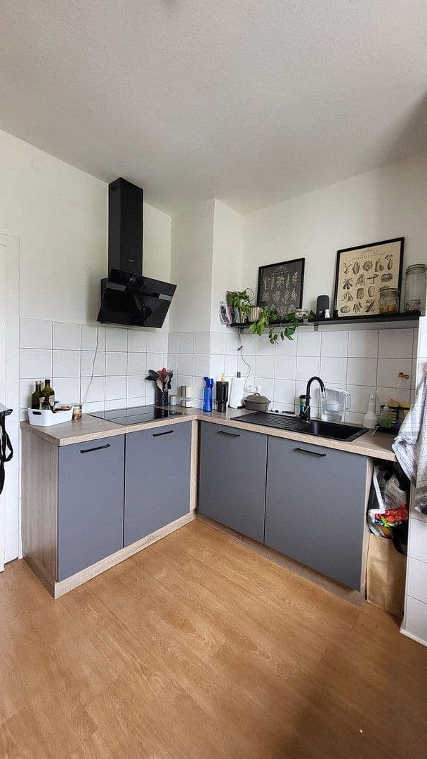 Prenájom bytu 4-izbový 100 m², Schatenstr. 14, Bielefeld, Severné Porýnie - Westfálsko Prenájom bytu 4-izbový 100 m², Schatenstr. 14, Bielefeld, Severné Porýnie - Westfálsko