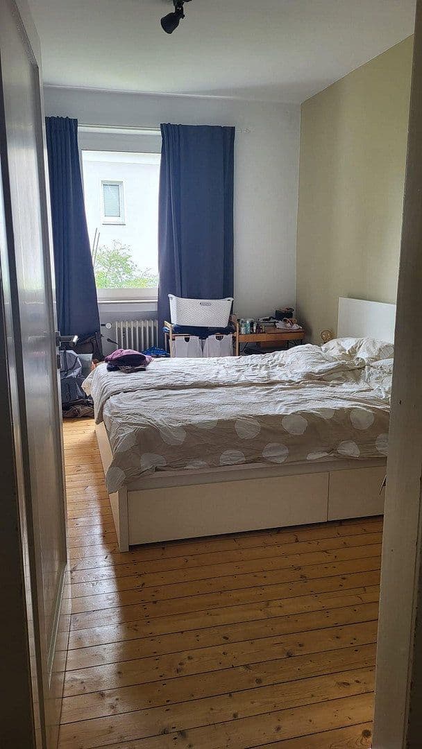 Prenájom bytu 4-izbový 100 m², Schatenstr. 14, Bielefeld, Severné Porýnie - Westfálsko Prenájom bytu 4-izbový 100 m², Schatenstr. 14, Bielefeld, Severné Porýnie - Westfálsko