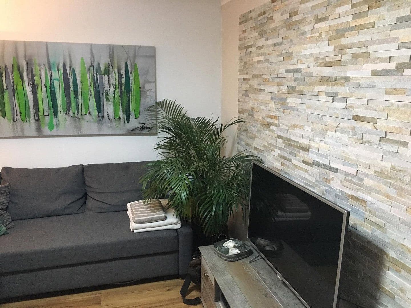 Prenájom domu 46 m², pozemek 38 m², Stuttgart, Bádensko-Wurttembersko Prenájom domu 46 m², pozemek 38 m², Stuttgart, Bádensko-Wurttembersko