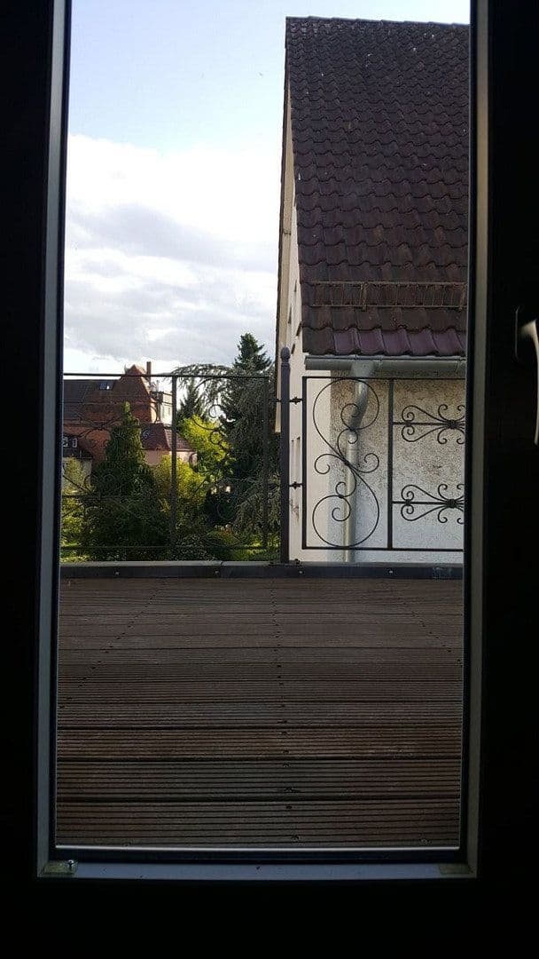 Prenájom domu 46 m², pozemek 38 m², Stuttgart, Bádensko-Wurttembersko Prenájom domu 46 m², pozemek 38 m², Stuttgart, Bádensko-Wurttembersko