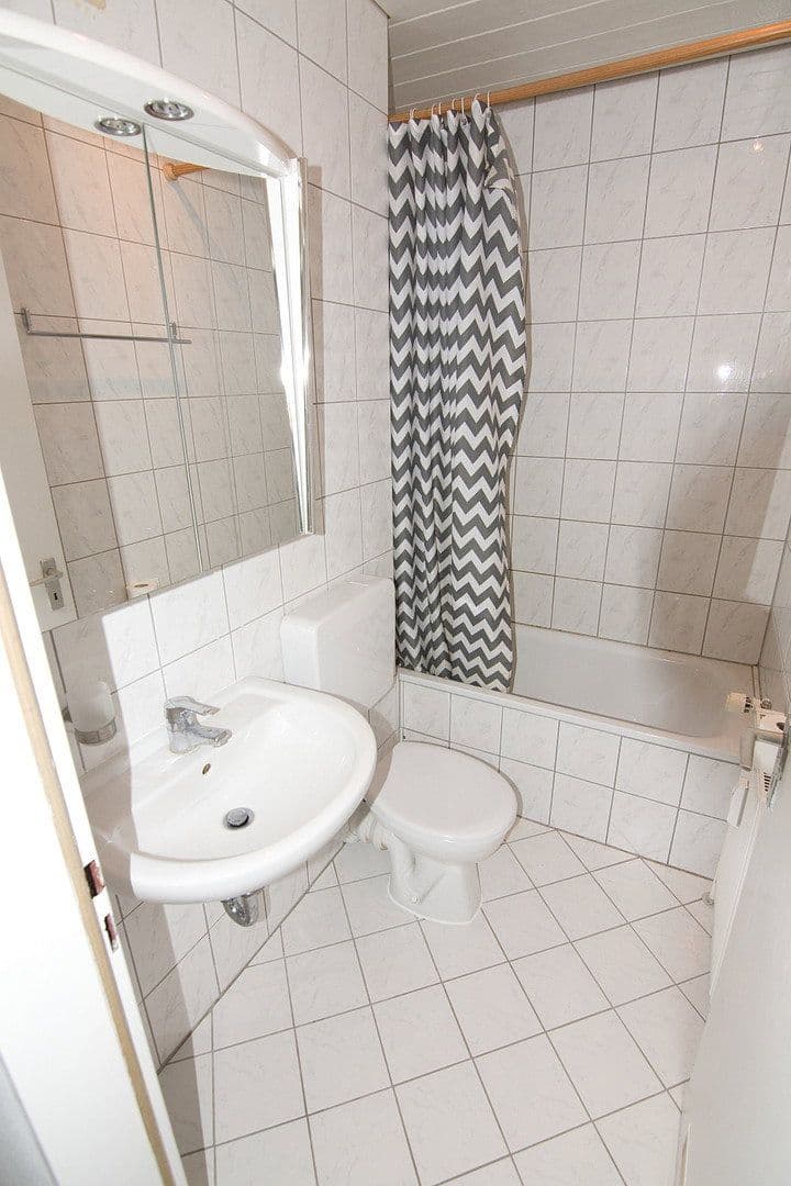 Prenájom bytu 2-izbový 44 m², Schwarzwaldstraße 49, Mörfelden-Walldorf, Hesensko Prenájom bytu 2-izbový 44 m², Schwarzwaldstraße 49, Mörfelden-Walldorf, Hesensko