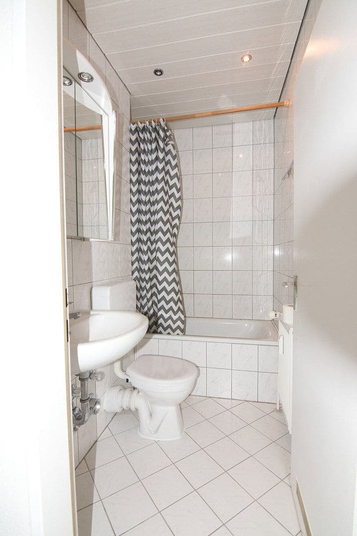 Prenájom bytu 2-izbový 44 m², Schwarzwaldstraße 49, Mörfelden-Walldorf, Hesensko Prenájom bytu 2-izbový 44 m², Schwarzwaldstraße 49, Mörfelden-Walldorf, Hesensko