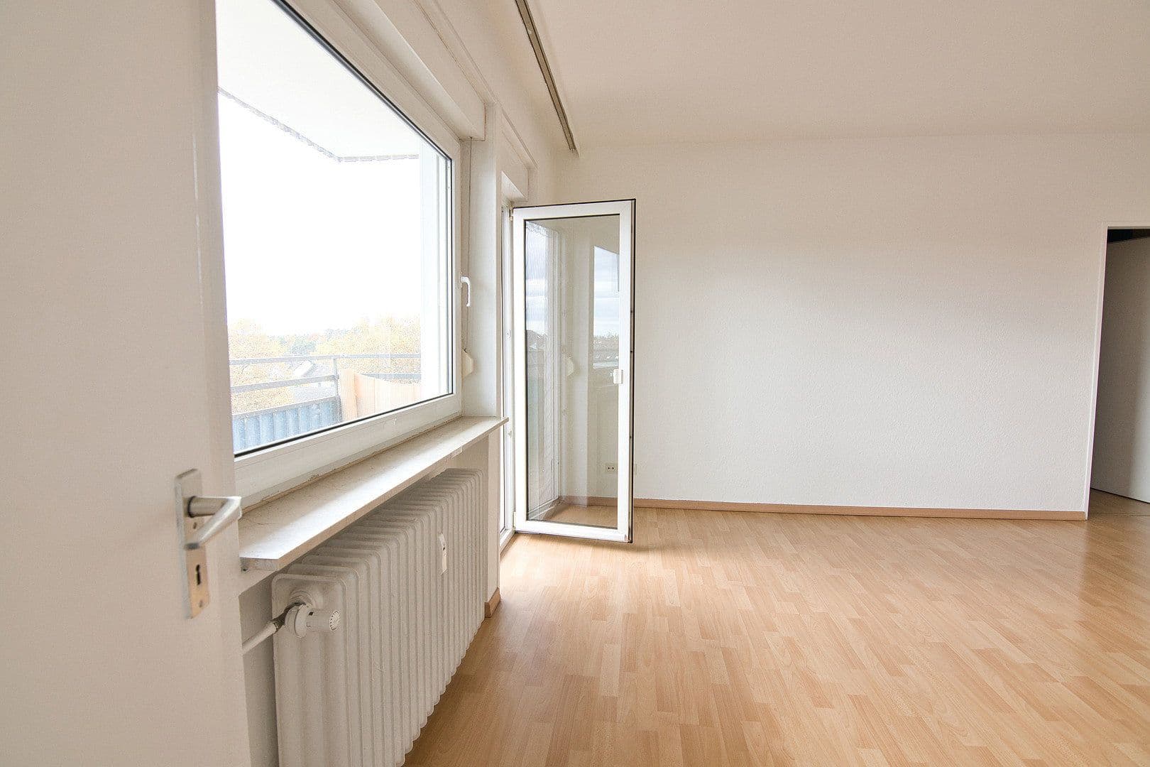 Prenájom bytu 2-izbový 44 m², Schwarzwaldstraße 49, Mörfelden-Walldorf, Hesensko Prenájom bytu 2-izbový 44 m², Schwarzwaldstraße 49, Mörfelden-Walldorf, Hesensko