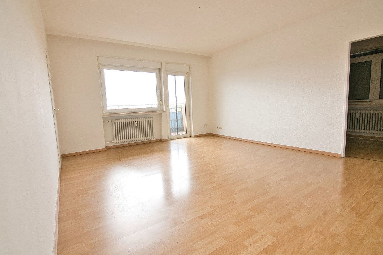 Prenájom bytu 2-izbový 44 m², Schwarzwaldstraße 49, Mörfelden-Walldorf, Hesensko Prenájom bytu 2-izbový 44 m², Schwarzwaldstraße 49, Mörfelden-Walldorf, Hesensko
