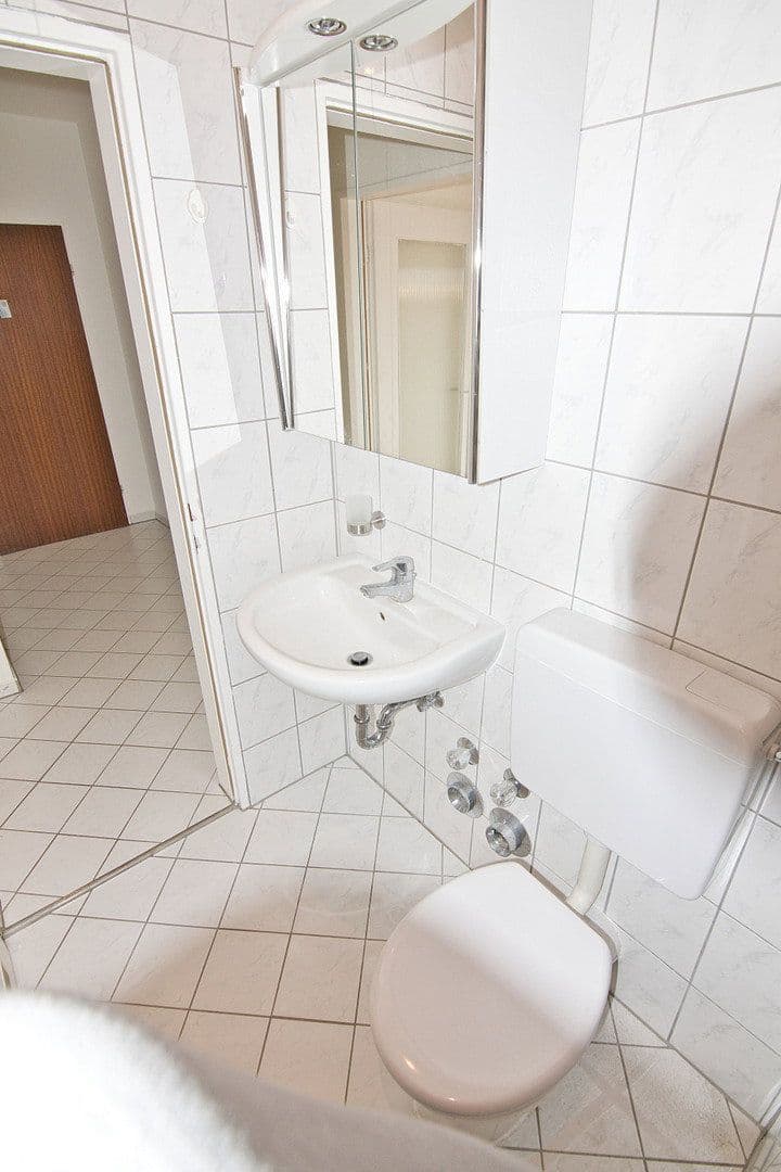 Prenájom bytu 2-izbový 44 m², Schwarzwaldstraße 49, Mörfelden-Walldorf, Hesensko Prenájom bytu 2-izbový 44 m², Schwarzwaldstraße 49, Mörfelden-Walldorf, Hesensko