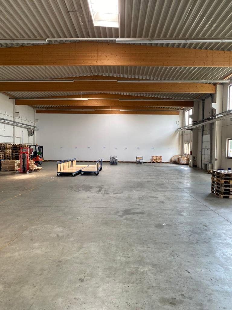 Prenájom nebytového priestoru 625 m², Hinterm Teiche 7, Serba, Durínsko Prenájom nebytového priestoru 625 m², Hinterm Teiche 7, Serba, Durínsko