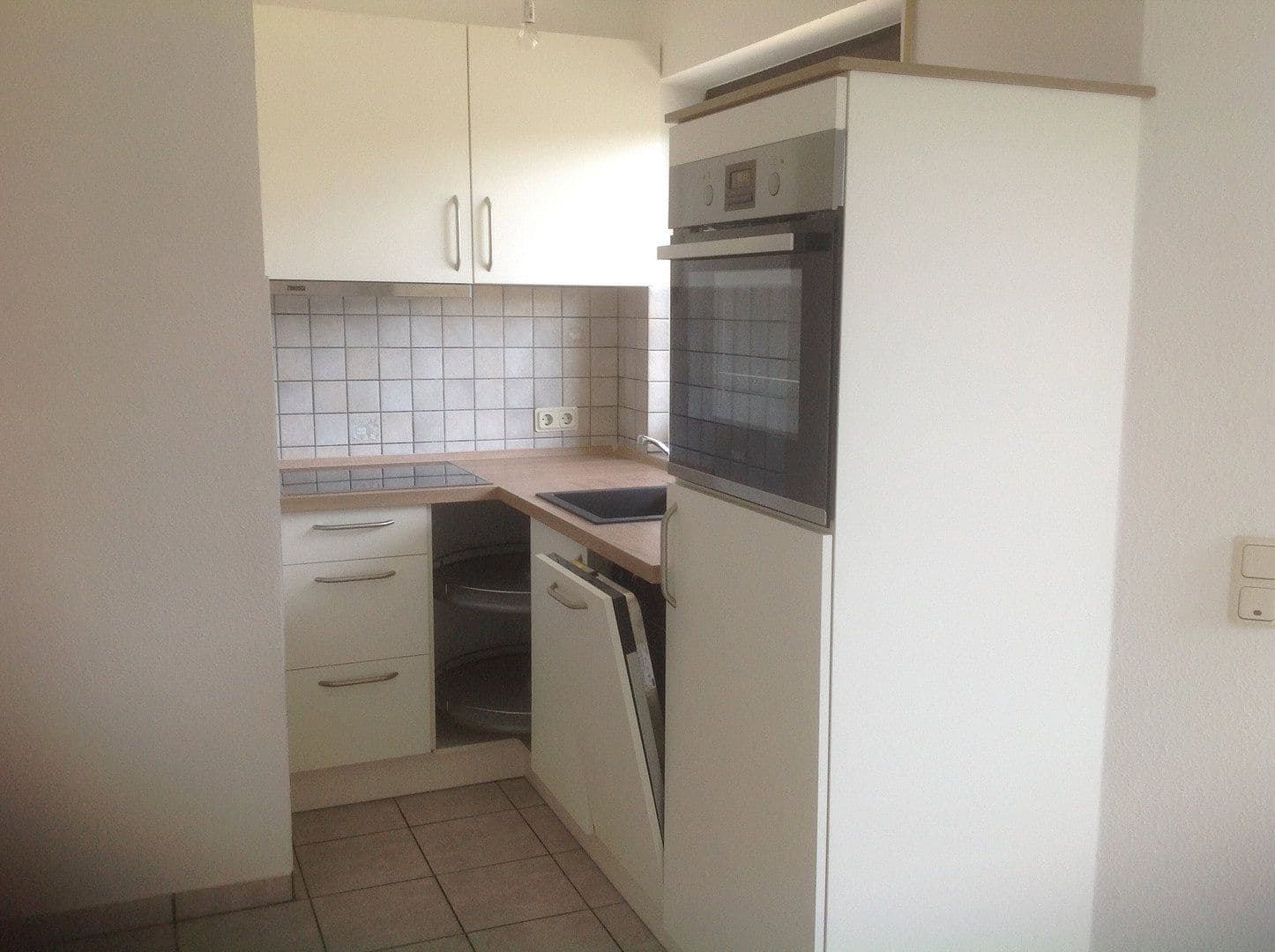 Prenájom bytu 2-izbový 40 m², Wiehl, Severné Porýnie - Westfálsko Prenájom bytu 2-izbový 40 m², Wiehl, Severné Porýnie - Westfálsko