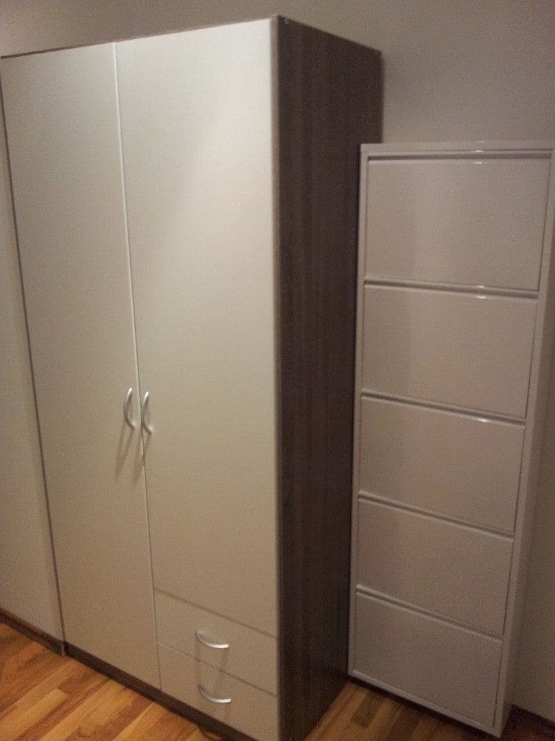 Prenájom bytu 1-izbový 43 m², Schwarzwaldstr. 40, Frankfurt, Hesensko Prenájom bytu 1-izbový 43 m², Schwarzwaldstr. 40, Frankfurt, Hesensko