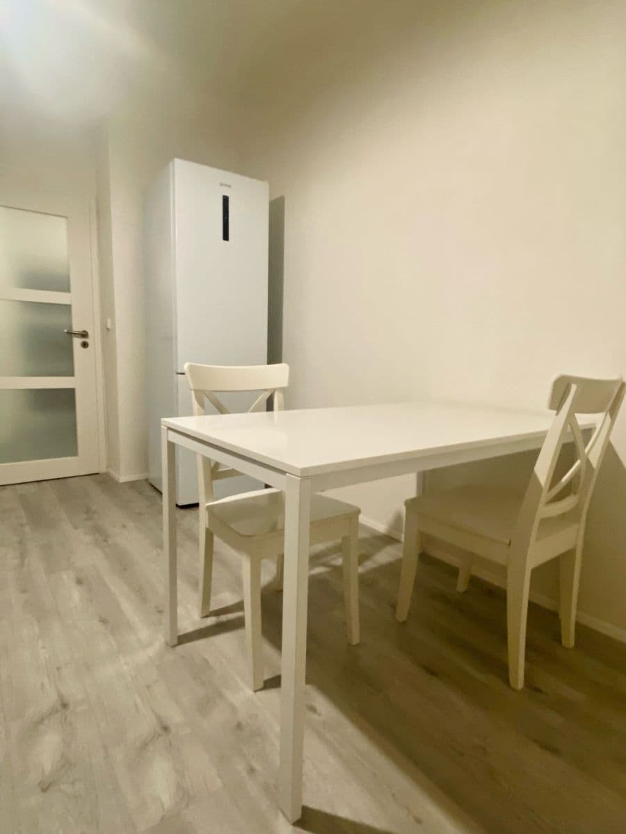 Prenájom bytu 1-izbový 50 m², Horoušanská, Praha, Praha Prenájom bytu 1-izbový 50 m², Horoušanská, Praha, Praha